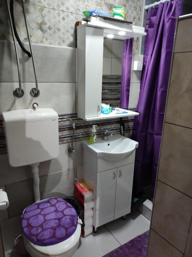 Apartamento Prenociste Indija Hrvic Exterior foto
