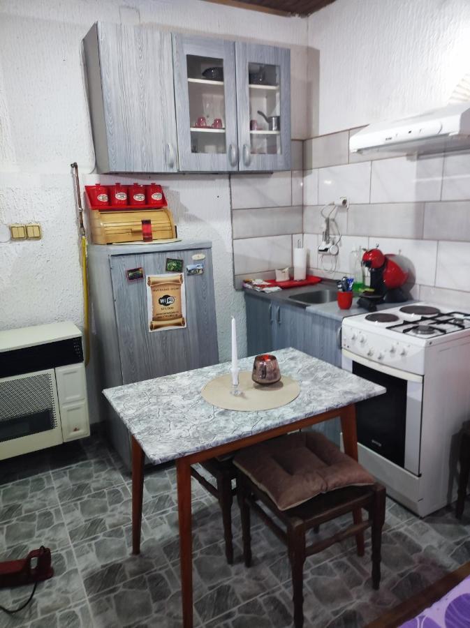 Apartamento Prenociste Indija Hrvic Exterior foto