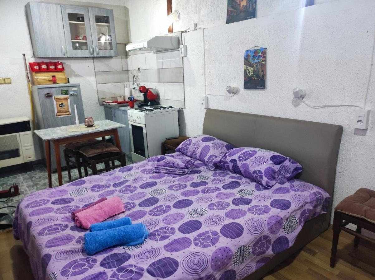 Apartamento Prenociste Indija Hrvic Exterior foto